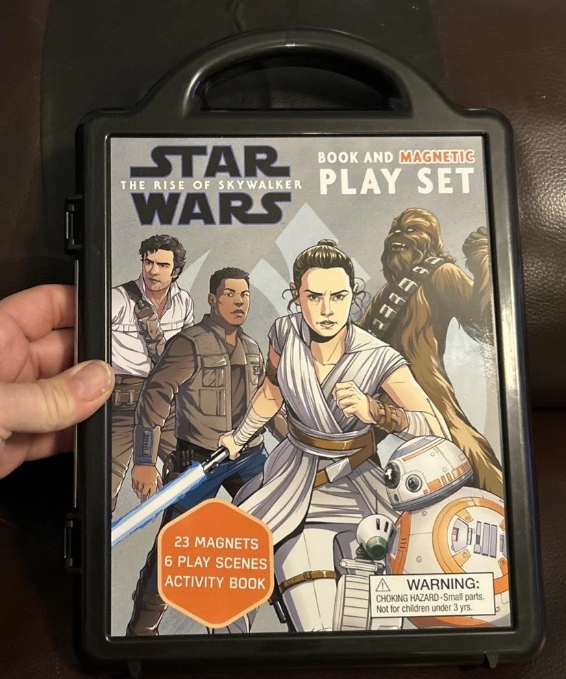 Star Wars The Rise of Skywalker 23 Magnets Playset Activity Book