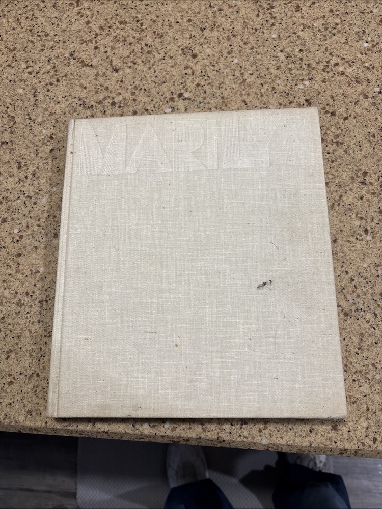 MARILYN: A BIOGRAPHY HARDCOVER 1973 FIRST PRINTING. Marilyn Norma Jeane Lot