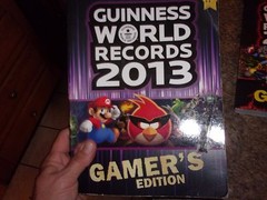 Guinness World Records 2013 2014 2015 Gamer”s Edition Paperback – LOTFOL