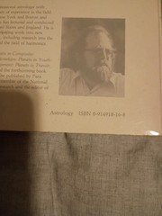 Horoscope Symbols, Robert Hand 1981 ISBN: 0914918168 Illustrated Trade PB
