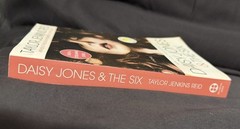 Daisy Jones & The Six: A Novel – Paperback By Reid, Taylor Jenkins FLEETWOOD MAC