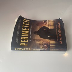 Perimeter (A Levi Yoder Thriller), Rothman, M.A., 9781983357213