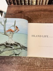ISLAND LIFE: INSPIRATIONAL INTERIORS By India Hicks – Hardcover **Excellent**