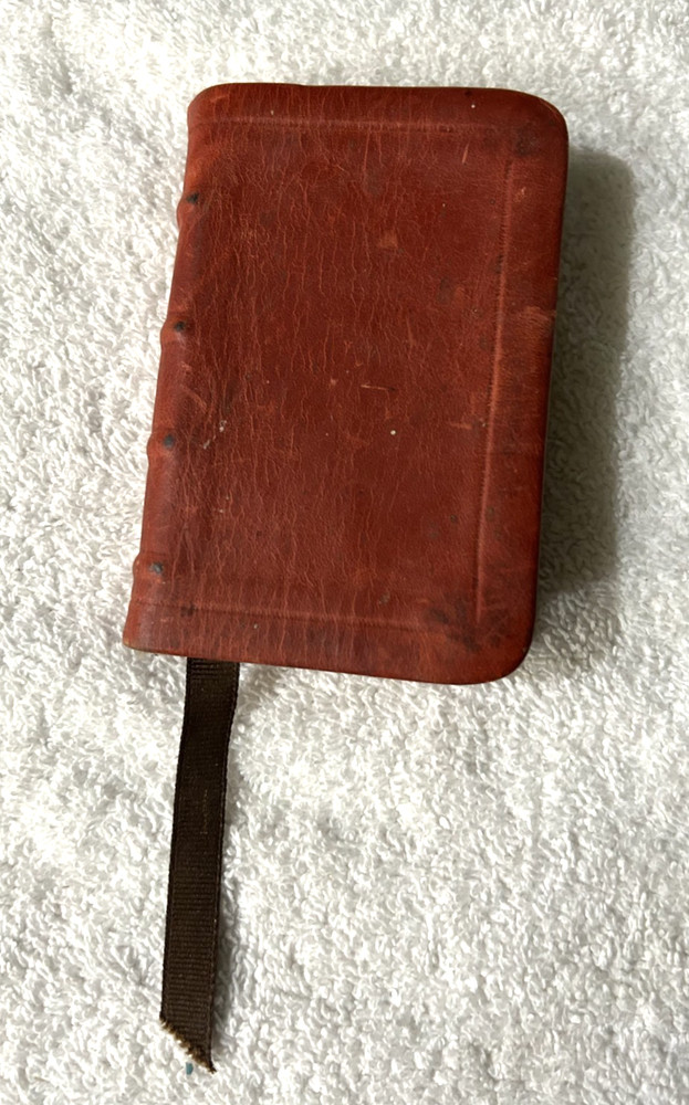 Leather or bonded leather pocket Bible 1971 9th Soul Winner’s NEW TESTAMENT