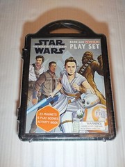 Star Wars The Rise of Skywalker 23 Magnet Playset Activity Book New Sealed