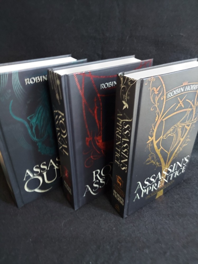 Robin Hobb ~ Farseer Trilogy Illustrated Assassin’s Apprentice ~ SIGNED 1st Set!