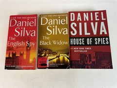 Daniel Silva Lot 23 Paperbacks including 20 Gabriel Allon series