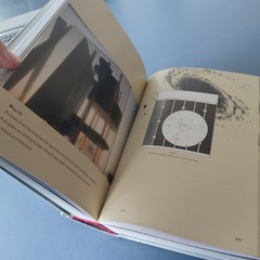 Rem Koolhaas & Bruce Mau – S, M, L, XL