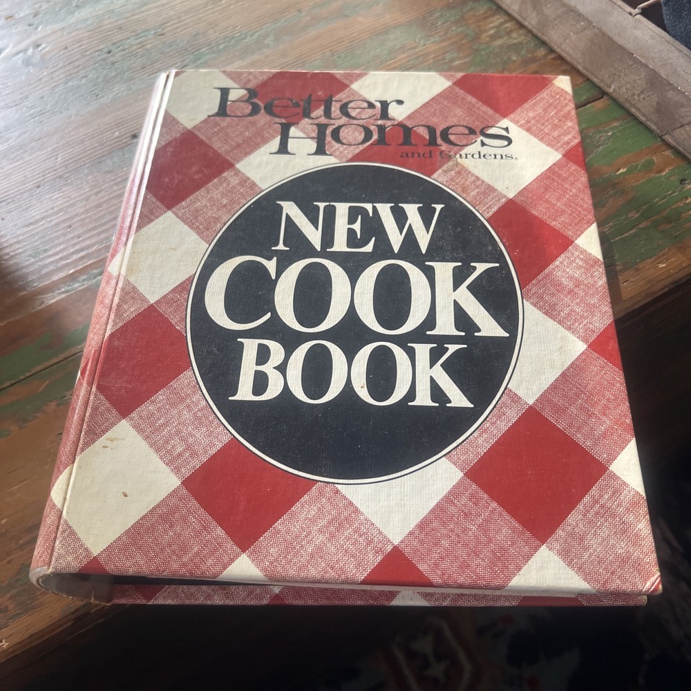 Better Homes and Gardens New Cook Book 1981 Cookbook Red Binder Vintage Read Des