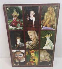 Gwen Stefani Harajuku Lovers Tour 2005 Concert Program Book 32 Pages