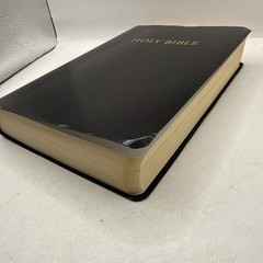Holy Bible New Living Translation Red Letter Tyndale 1997 Black Faux Leather