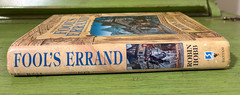 Robin Hobb Fool’s Errand Tawny Man Series #1 Hard Cover DJ Very Good BCE