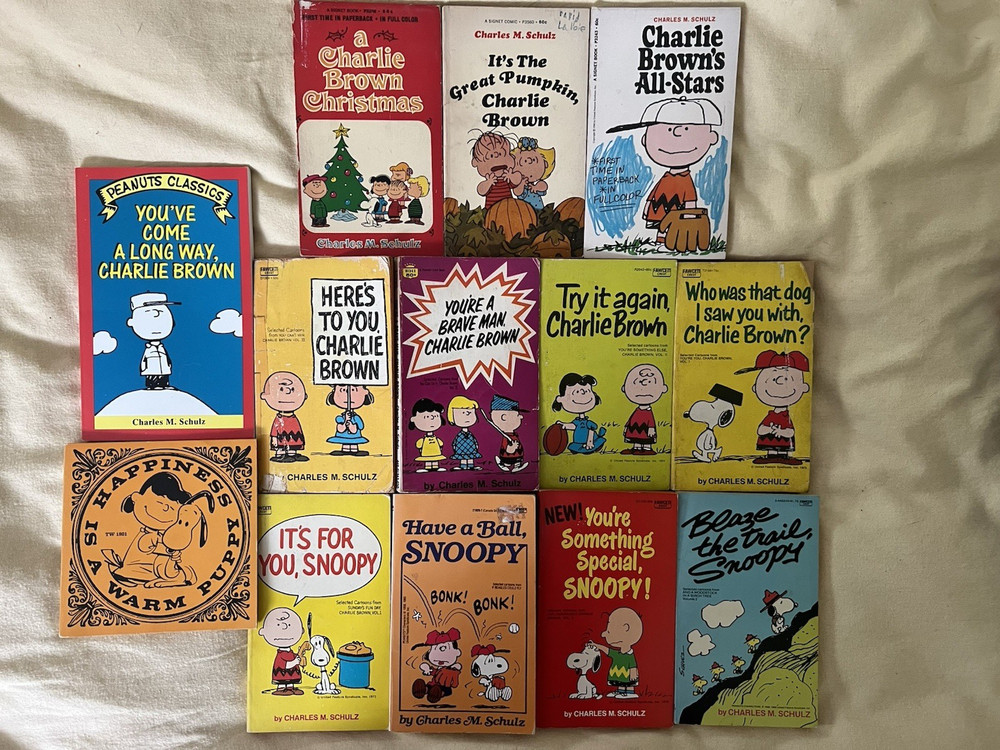 Lot Of 13 Vintage Schulz Peanuts Snoopy Charlie Brown Paperback Books 60’s & up