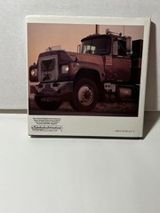 MACK BULLDOG OF AMERICAN HIGHWAYS BOOK PHOTOS BY HENRY RASMUSSEN 1987 128pp