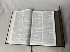 HOLY BIBLE, NKJV By Thomas Nelson – Hardcover *Excellent Condition*