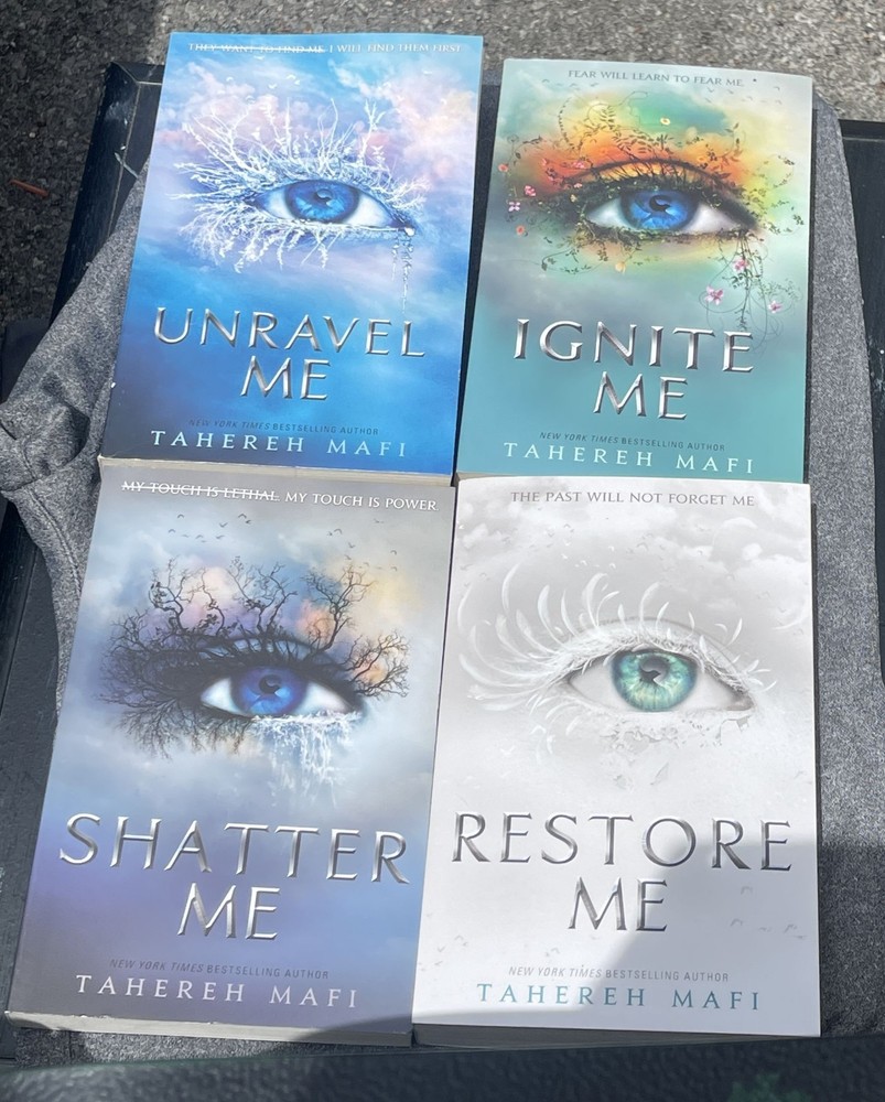 Tahereh Mafi UNRAVEL IGNITE RESTORE SHATTER ME Series Lot of 4 Paperback