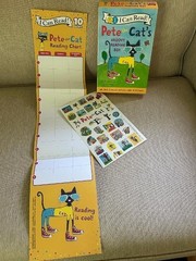 Pete the Cat’s Groovy Reading Box – 10 books, Poster, 30 Stickers – I Can READ
