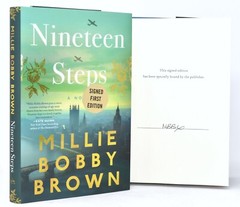 ✎✎SIGNED 1st Print, Edition✎✎ Nineteen Steps AUTOGRAPHED by Millie Bobby Brown