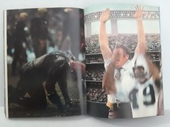 THE PRO FOOTBALL EXPERIENCE David BOSS 10.5 x 14 x 1.5 in Hardcover Coffee Table