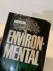 ENVIRONMENTAL INSIGHT;: READINGS AND COMMENT ON HUMAN AND By Robert M Chute 1971