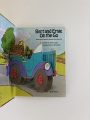 BERT & ERNIE ON THE GO (Ctw Sesame Street Pop-Up, 15)