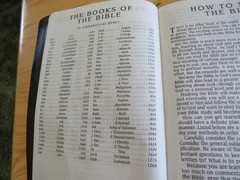 Zondervan Giant Print Center Column King James Reference Black Holy Bible