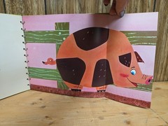 Vintage 1974 „TELLING TALES” Manipulative Book By Beth Clure & Helen Rumsey