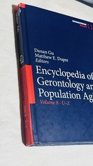 Encyclopedia of Gerontology and Population Aging Volume 8 U-Z English Hardcover