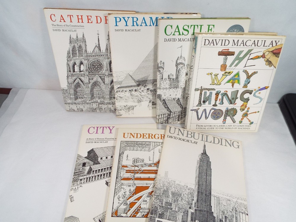 A Lot of 7 David Macaulay Books Houghton Mifflin Company Boston, USA