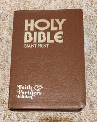 Giant Print OLD TIME GOSPEL HOUR KJV Holy Bible Faith Partners Edition 1976 Set