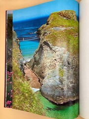 Ireland: It’s Beauty and Splendor by John Hinde, Hardcover with DJ, 1990