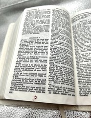 Cambridge KJV Cum Privilegio, White French Morocco Leather. Brevier Text Edition