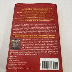 Gift of Fear : Survival Signals That Protect Us from Violence by Gavin de Becker