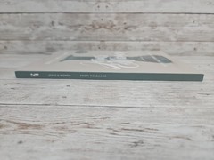 Jesus and Women: In the First Century and Now – Paperback – Kristi Mclelland NEW
