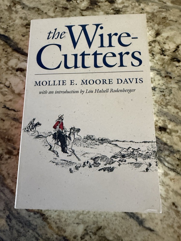 The Wire Cutters Mollie E. Moore Davis Paperback