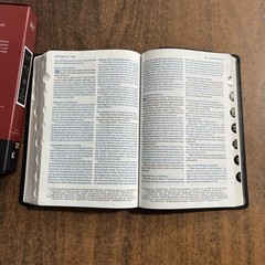 NKJV Large Print Thinline Reference Bible Thumb Indexed – Black LeatherSoft
