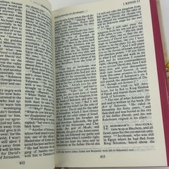 VINTAGE THE CHILDRENS LIVING BIBLE PARAPHRASED ILUSTRATED In COLOR TYNDALE HC