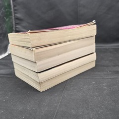 THE UNDERLAND CHRONICLES Series 1-5 set PB Lot Gregor Bane Curse Marks Claw