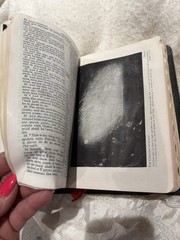 1963 Holy Bible KJV Self-Pronouncing Edition, Red Letter National Bible Press LN