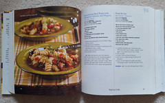 Fix-It and Forget-It Big Cookbook – 1400 slow cooker recipes, 704 pages w/illus.
