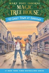 Ghost Town at Sundown (Magic Tree House) – Paperback – VERY GOOD