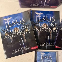 Jesus the One and Only – Leader Kit by Beth Moore 6 DVD And Book UNUSED