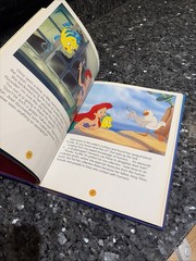 Lot Of 2 – Disney CD Storybook – Lion King Little Mermaid Toy Story Aladdin Bugs