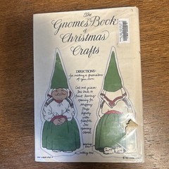 Gnomes by Will Huygen and Rien Poortvliet 1977 Hardcover Book with Dust Jacket