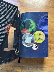 The Familiar, Volume 1: One Rainy Day in May/Mark Z. Danielewski/VERY GOOD FLEXI