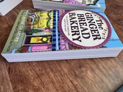 Lot 6 Laurie Gilmore Dream Harbor Books Painted Edges Mostly New (see Desc)