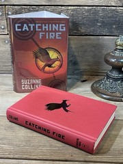 “Catching Fire” Suzanne Collins, 1st Edition First Printing 2009 HC Like New