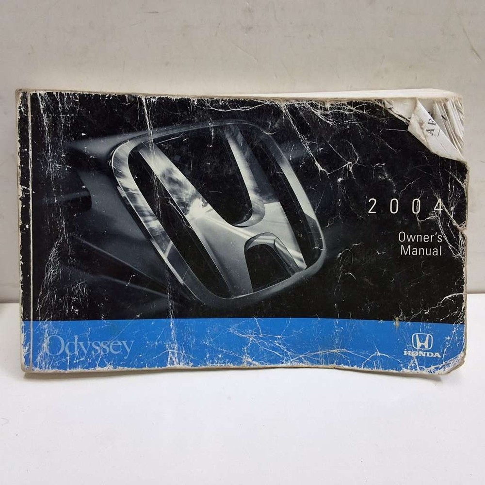 2004 Honda Odyssey Owners Manual Handbook OEM Z0B1218