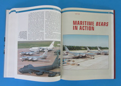 Tupolev Tu-95/Tu-142 (Famous Russian Aircraft) HC Book By Gordon and Komissarov