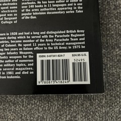 Military Small Arms of the 20th Century 7th Edition Ian Hogg New Gun Reference